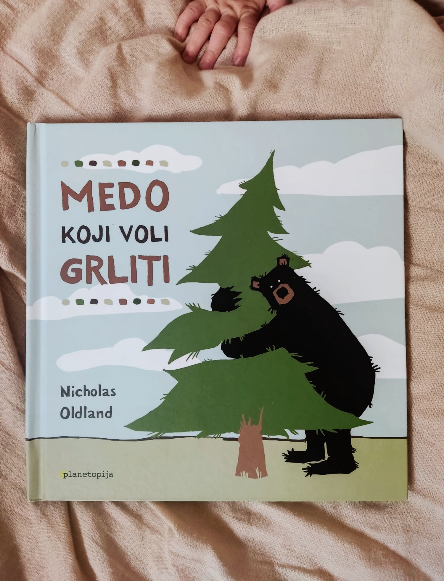 Medo koji voli grliti